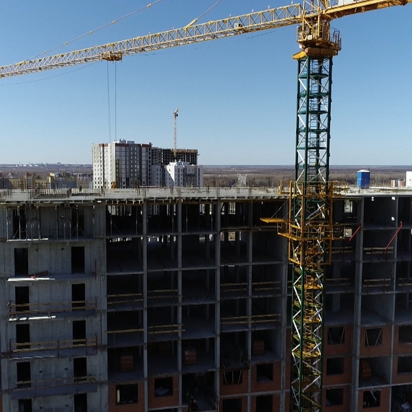 Владимир Путин поручил ФАС проверить рост цен на жилье