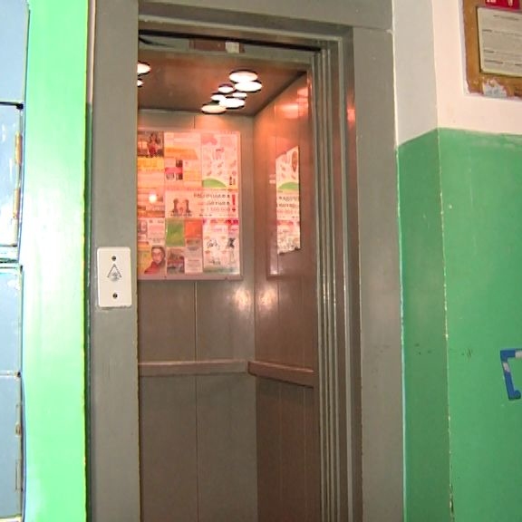 Фонд капремонта обязал подрядчиков устранить неполадки в новых лифтах