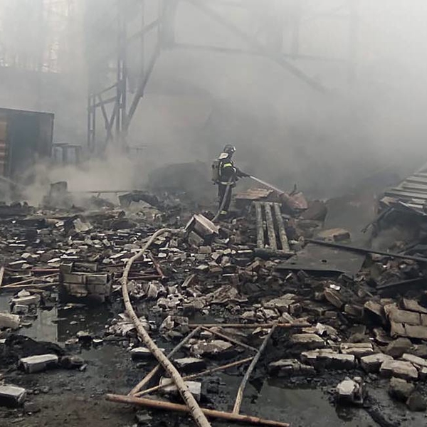 При пожаре на заводе в Рязанской области погибли 7 человек