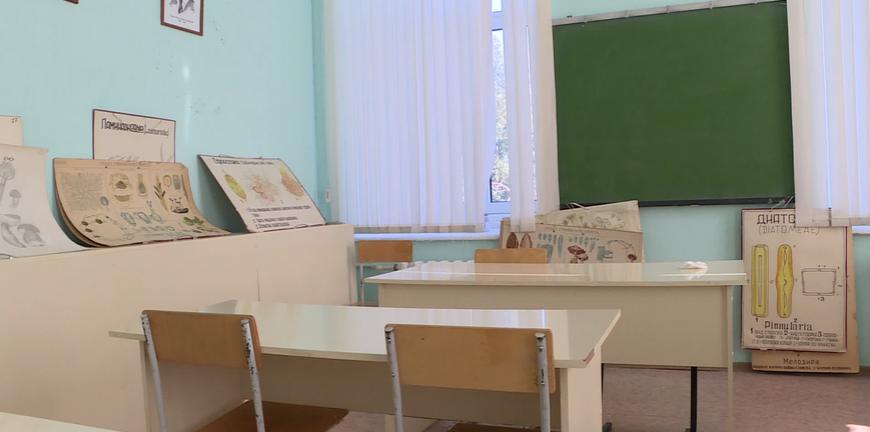 Какая длинная четверть в школе. Самая длинная четверть в школе. Дистант в Рязани школа. Третья четверть в школе фото. Третья четверть в школах начнется 14 января