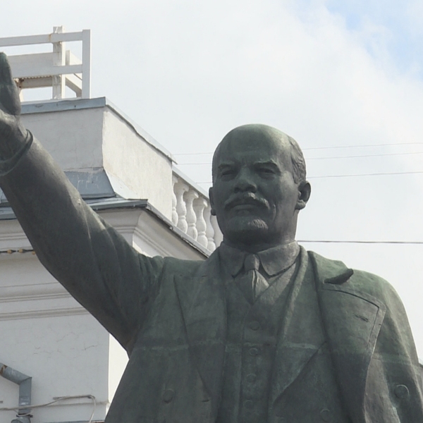 Сегодня - 154 годовщина со Дня рождения Владимира Ильича Ленина