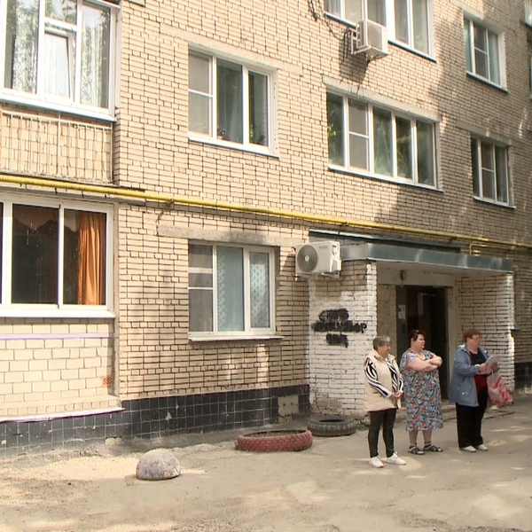 Жители одного из рязанских домов конфликтуют с управляющей компанией