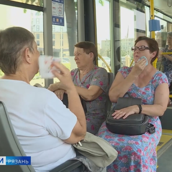 В автобусе жарче, чем на улице: в общественном транспорте не работают кондиционеры