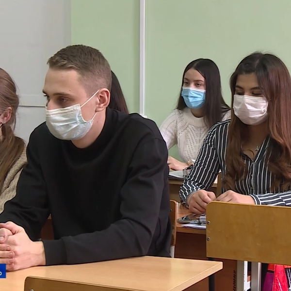 Сгу сессия. Суд в Рязани студенты. РГУ И Есенина зимняя сессия. Арабы студенты зима Рязань. Зимняя сессия фото девушки с темными волосами