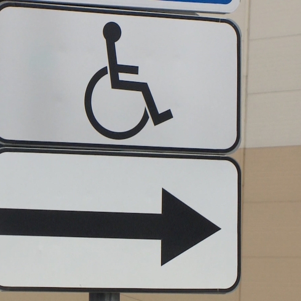 С начала года в регионе выявлено более 160 нарушений правил парковки на местах для инвалидов
