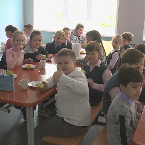 Пища для ума: чем кормят детей в рязанских школах