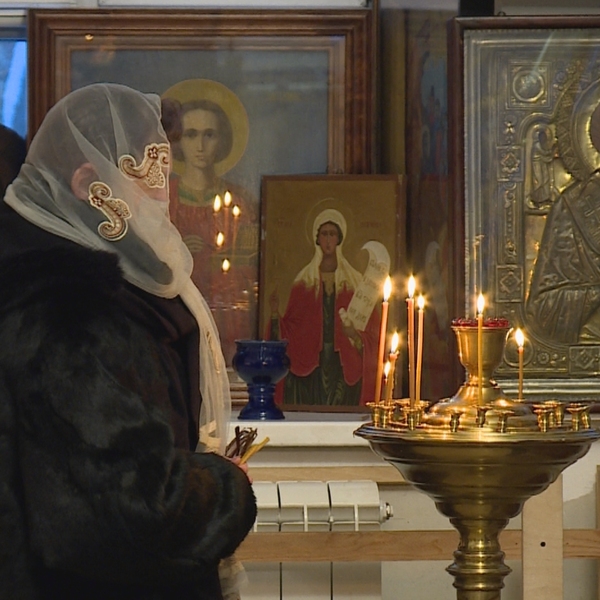 Православные верующие отмечают Крещенский сочельник