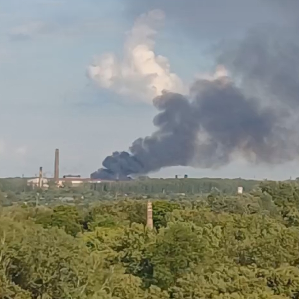 В МЧС выясняют причину крупного пожара в Рязани