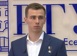 Владислав Головин