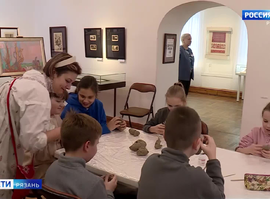 День народных художественных промыслов