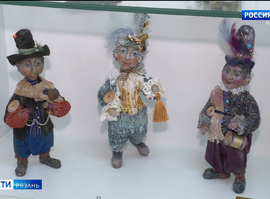 Выставка "Следуй за белым кроликом"