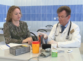 Заряд бодрости? Врачи рассказали, чем опасны энергетики